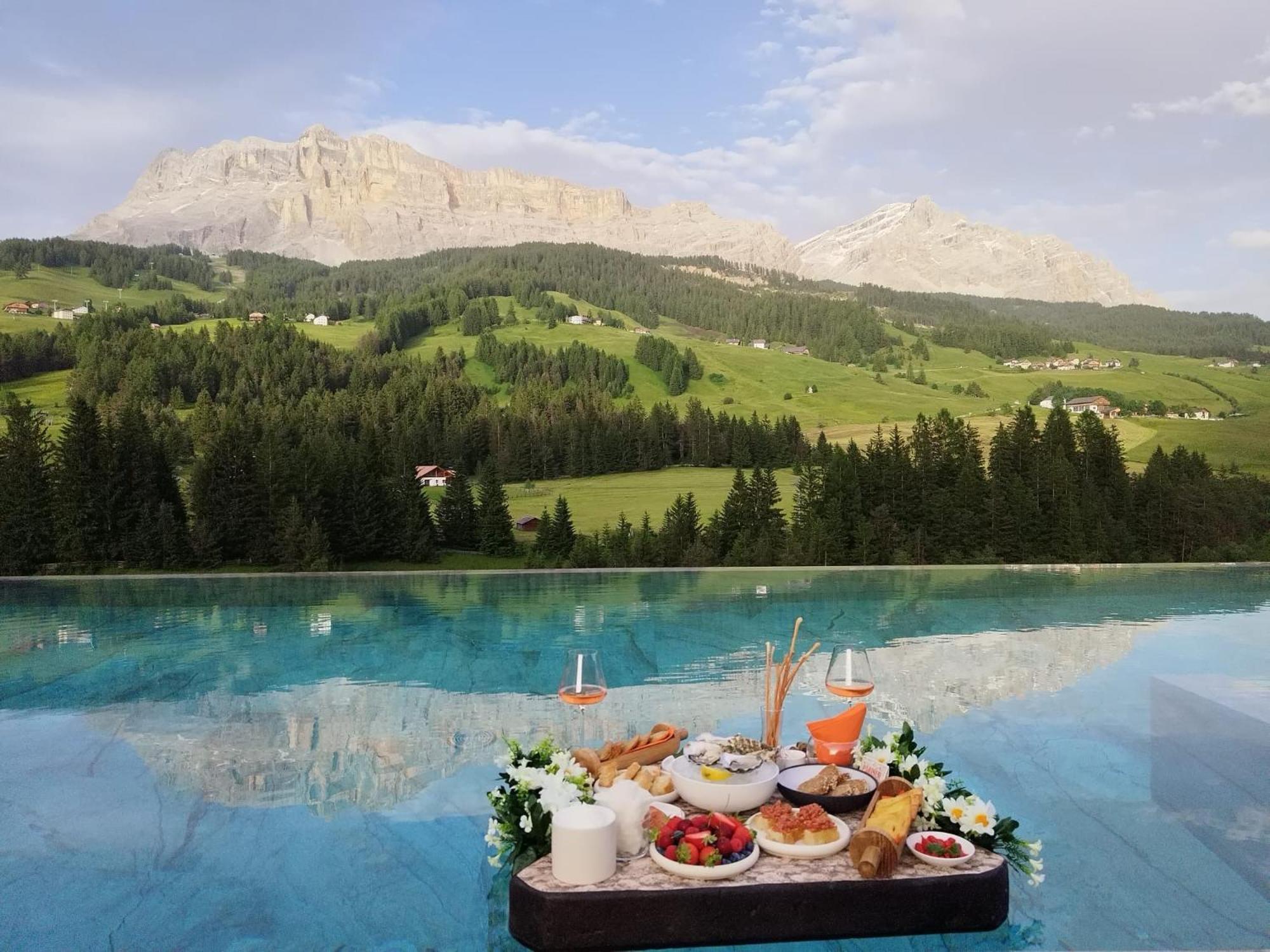 Badia Hill Hotel Bagian luar foto